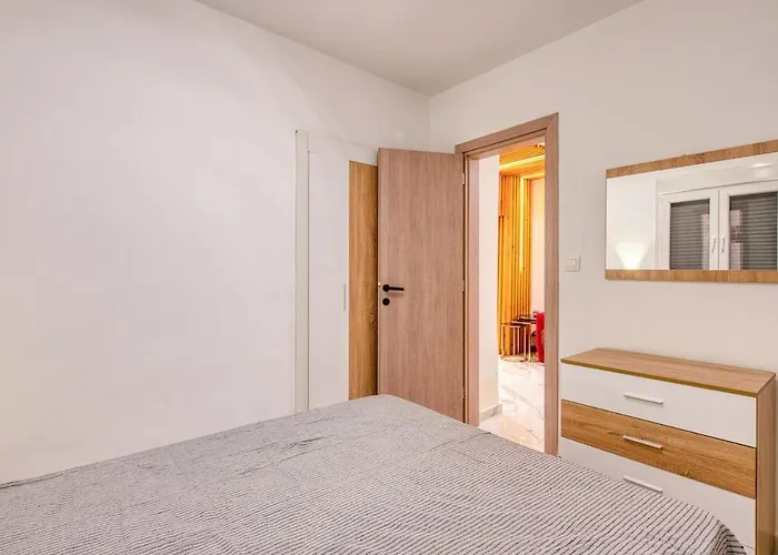 Thermaic Gulf Breeze Apartment - Sleeps 4 By Μρs * Soluň